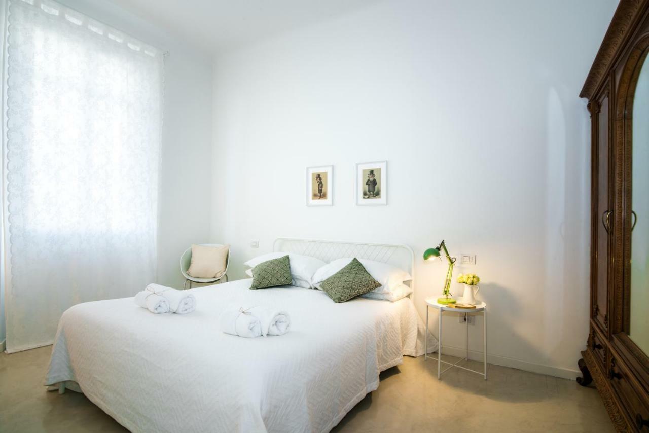 Lovely Cenisio Apartment Milan Bagian luar foto