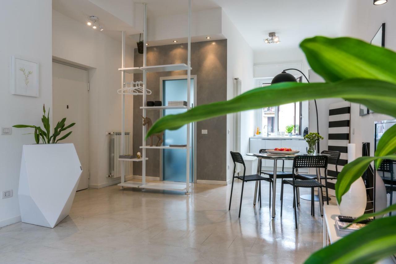 Lovely Cenisio Apartment Milan Bagian luar foto